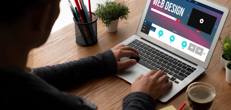Website design software provide modish template for online retail business Website design software provide modish template for online retail business and e-commerce
